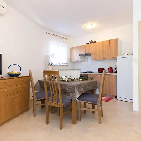 Andrea-2 By Interhome Апартаменты